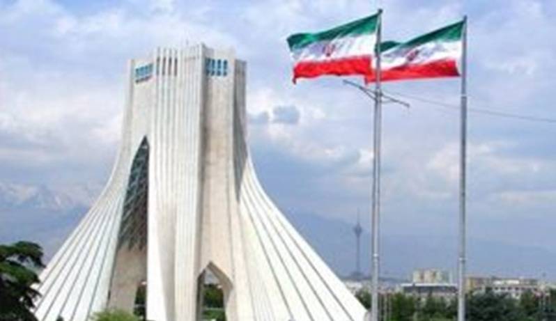 حكومة إيران: نحن من نضع نهاية المغامرات