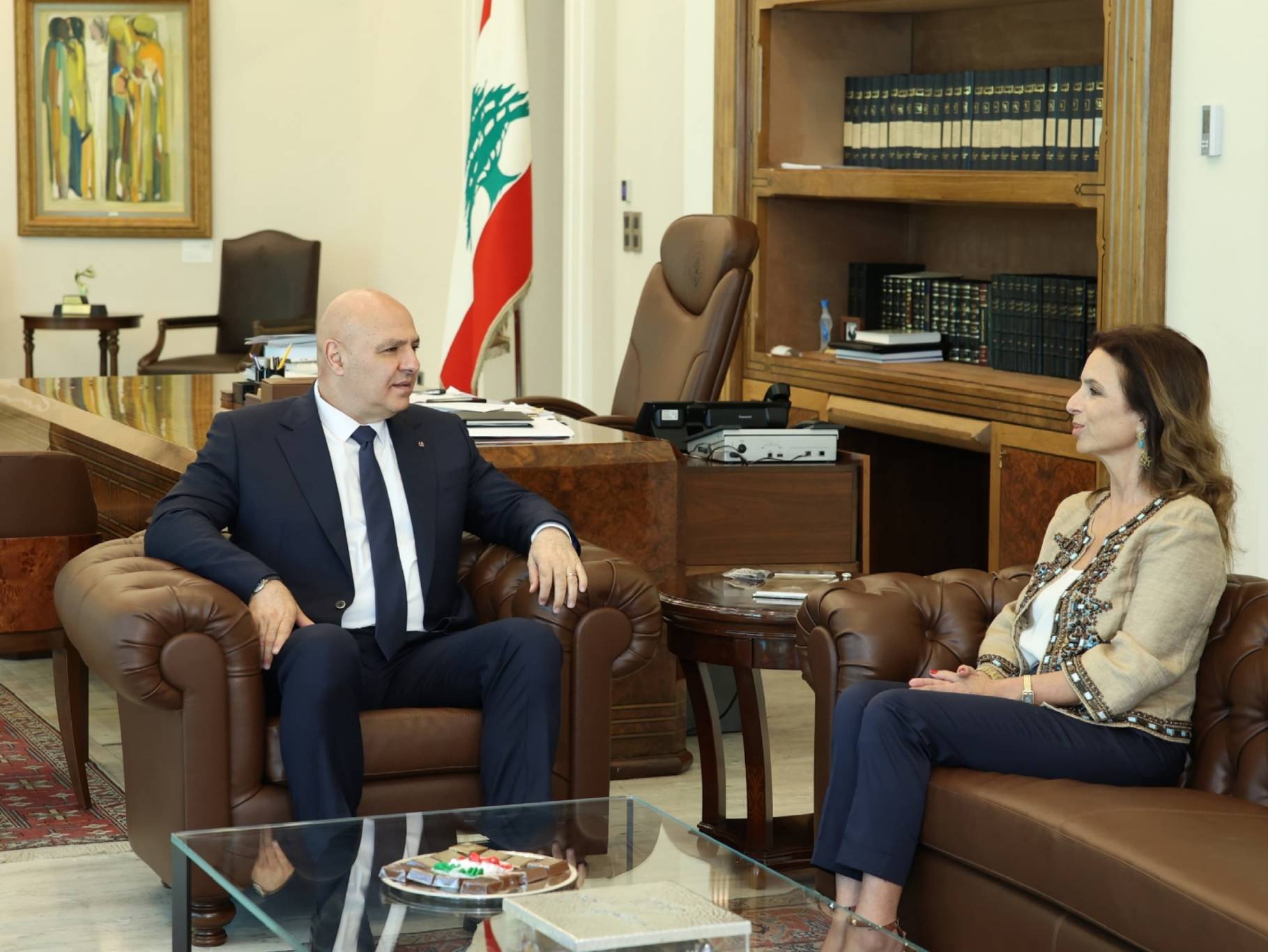 عون تسلّم أوراق اعتماد 6 سفراء... وتابع مطالب نقابة الافران
واطّلع على أوضاع الحركة السياحيّة والجامعة الأميركيّة