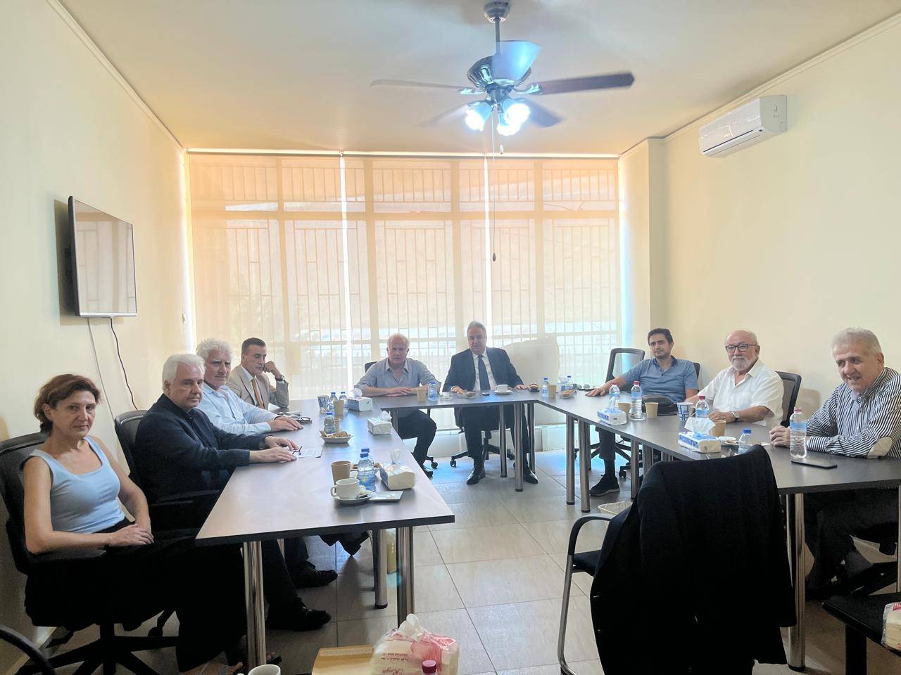 "لقاء مستقلّون من أجل لبنان" أكد تمسّكه
بقمّة بيروت العربيّة ومبدأ الأرض مقابل السلام