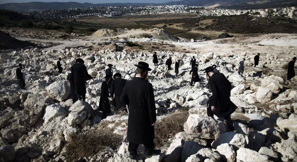 الجيش الإسرائيلي يبدأ تجنيد الحريديم المتشددين