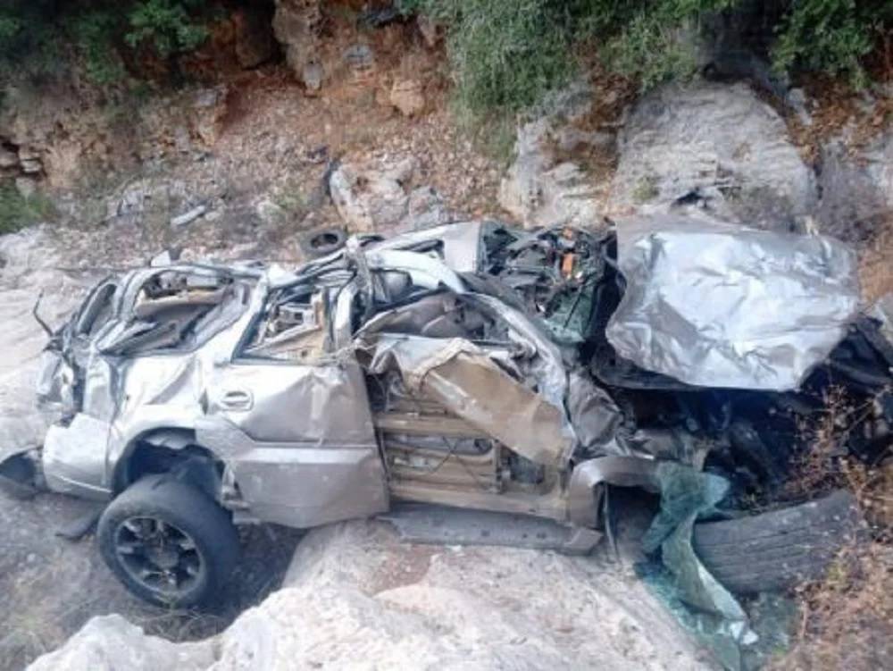 مصرع شابة إثر انقلاب سيارتها بين البترون وجبيل