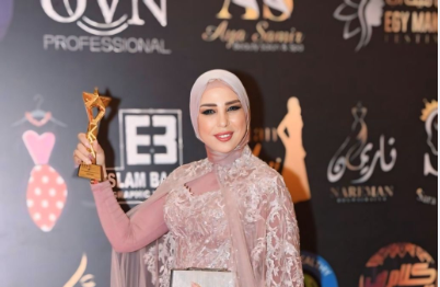تكريم خبيرة التجميل رانيا عثمان  في مهرجان إيجي فاشن-القاهرة
