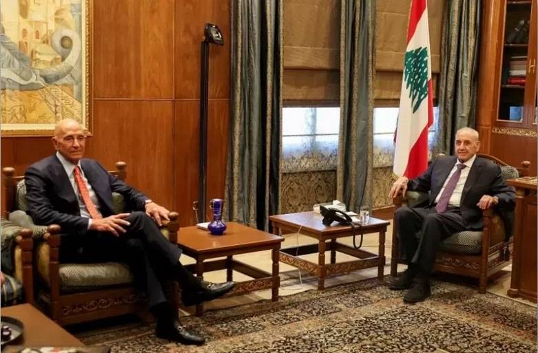 الردّ اللبناني أمام "الروتوش" الأخير... إجتماع مُطوّل للجنة الثلاثيّة... والضمانات عقدة العقد
أميركا تبلّغ المعنيين : السير بالورقة أو تصعيد "إسرائيلي" لن نلجمه