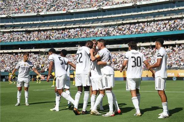 باريس سان جيرمان يواجه ريال مدريد في نصف نهائي كأس العالم للأندية