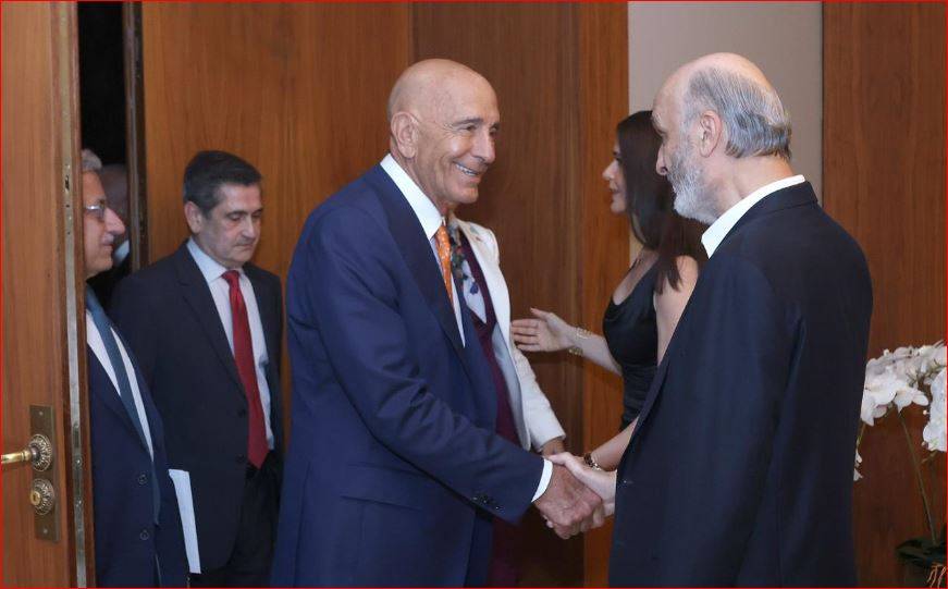 جعجع يلتقي براك