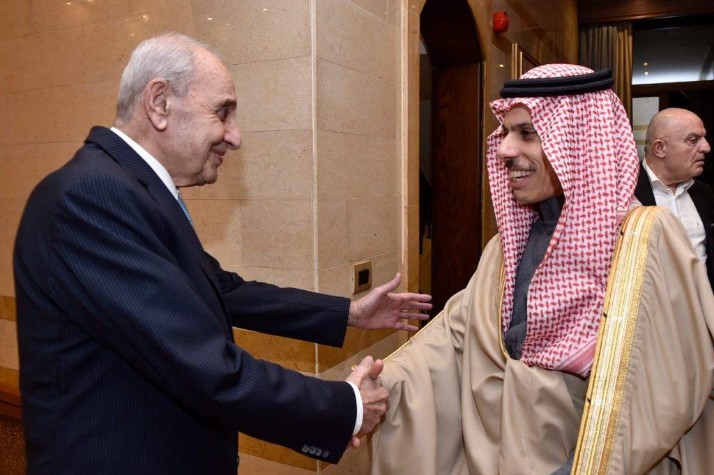بن فرحان يعمل بمقولة "السعوديّة على مسافة واحدة من الجميع"
"كيمياء" جمعته مع بري وتفاهم حول أساليب الحلول