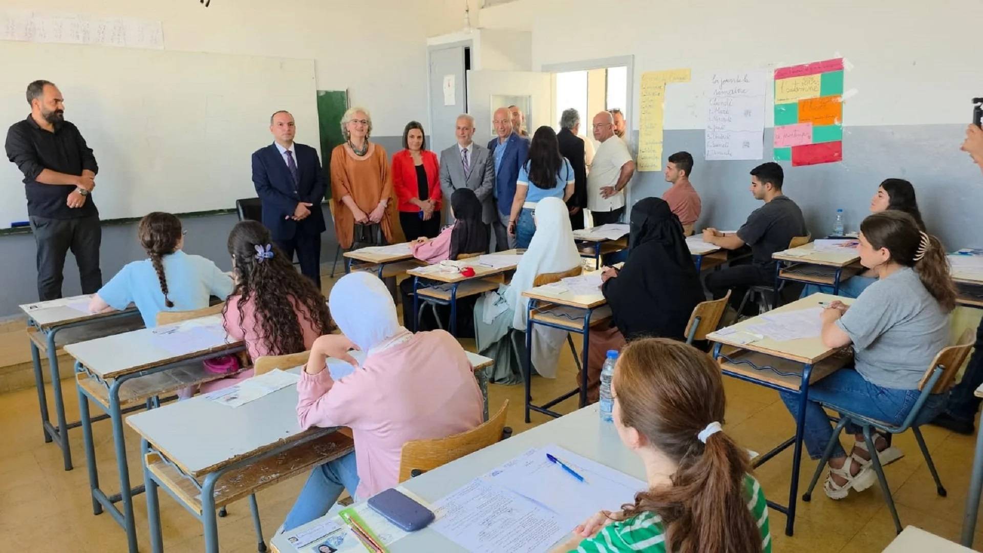 وزيرة التربية تجول على مراكز الامتحانات الرسمية في الشمال : كانت أسهل من المتوقع