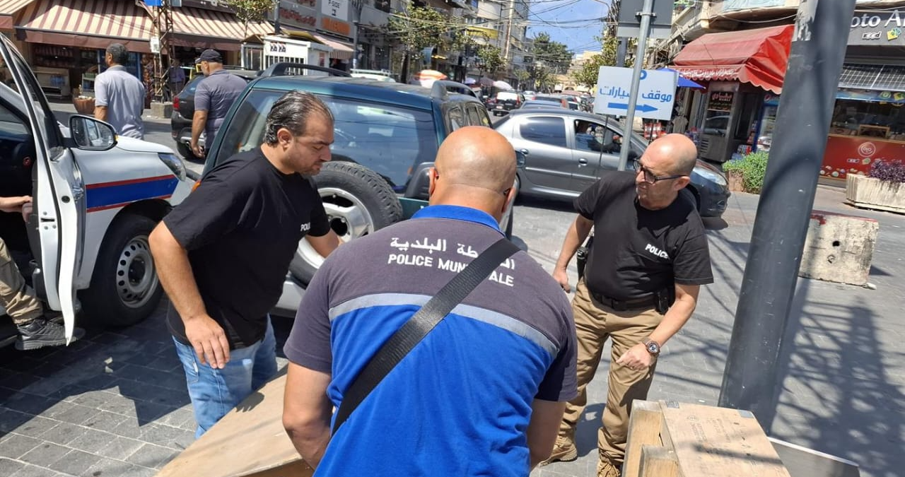 إزالة التعديات في سوق صيدا التجاري