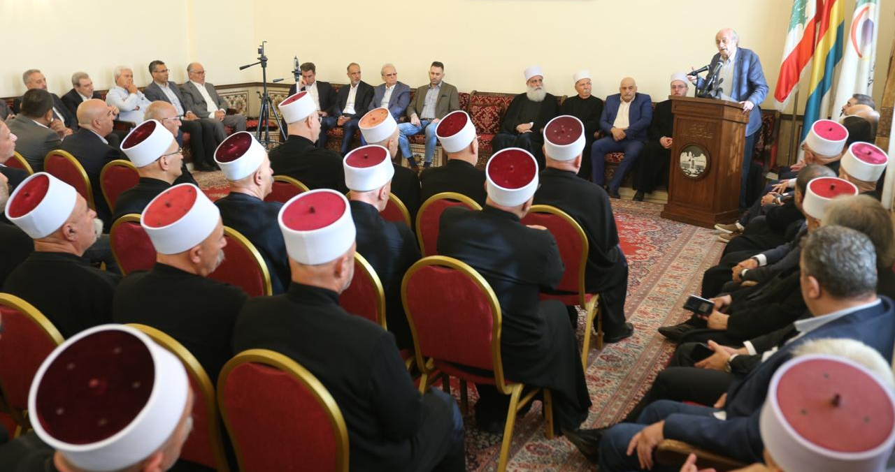 قبل أن تعبر الحدود: رسالة دريان وأبي المنى تضع حدًا لعدوى التحريض