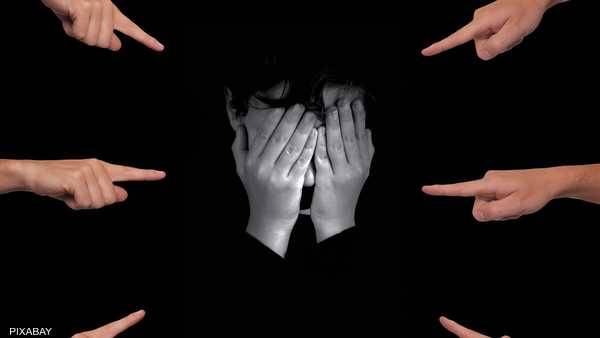 التنمّر عنف يصنع جراحاً بلا ضماد تحت ستار المزاح
