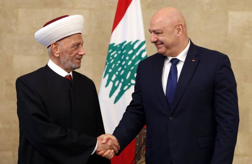 الرئيس عون امام دريان: لبنان بخير ولن نعود إلى لغة الحرب