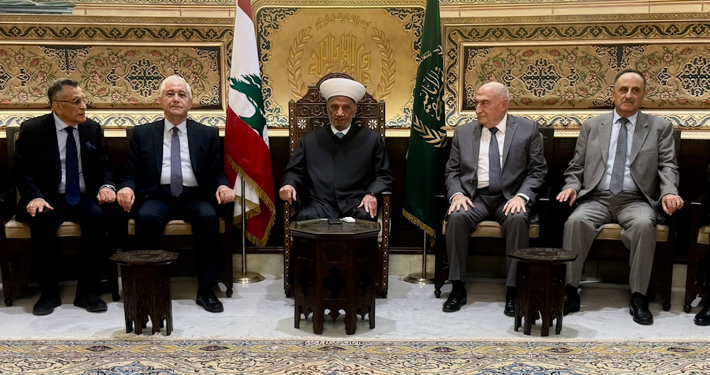 دريان يلتقي مجلس أمناء وقف البر والاحسان