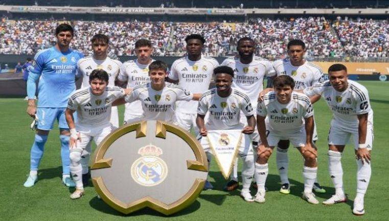 بداية حقبة جديدة... هل يعاقب ريال مدريد فينيسيوس بيد كورتوا؟