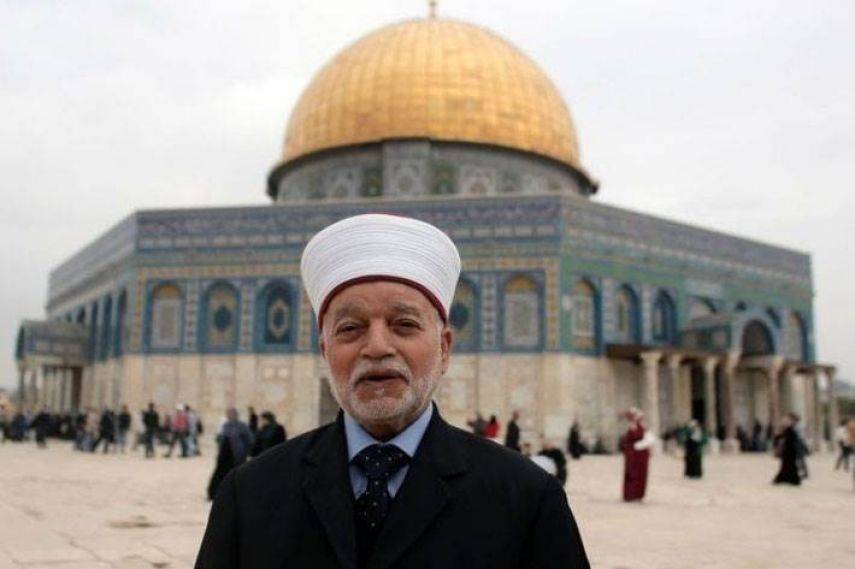 ابعاد مفتي القدس عن الأقصى 6 أشهر
اقتحامات في نابلس واعتقالات بالخليل