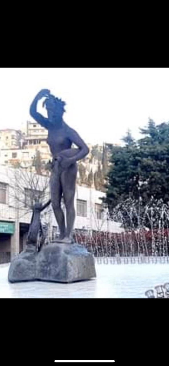 زحلة مدينة عالمية للكرمة والنبيذ ؛نحو مزيد من التسويق وزيادة الانتاج والتصدير الى العالم كله

لحود:الانجاز ثمرة تعاون وشاوي يعتبر ان تداعياتها ايجابية وابو فيصل لا يقاس بالارقام