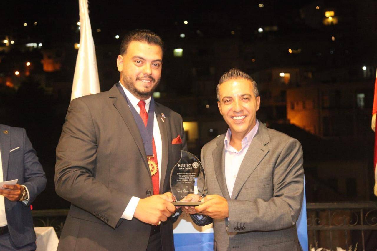 نادي روتاراكت زحلة كابيتول يكرّم مؤسس النادي طوني أبونعوم