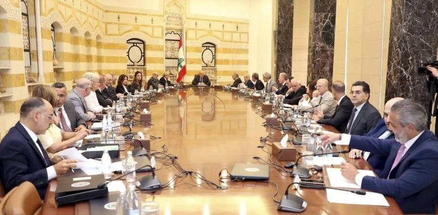 ما هو موقف الثنائي الشيعي من قرار الحكومة
والطلب من الجيش وضع خطة لحصريّة السلاح؟