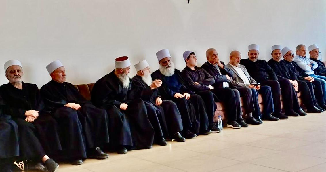أبي المنى: الانسلاخ عن المحيط العربي
والإسلامي والتاريخ والهويّة غير مقبول