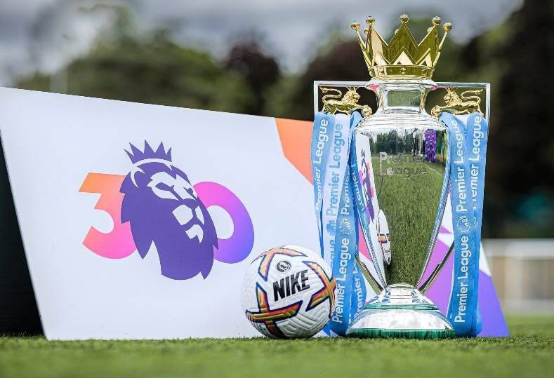 بقرار حكومي... الدوري الإنكليزي
يرفض الانزلاق لفوضى رحلات الليغا