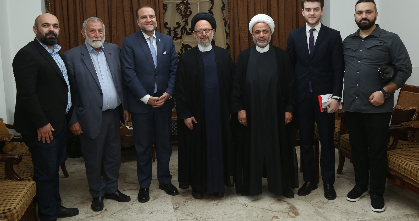 فضل الله: لتعزيز الخطاب الوطني