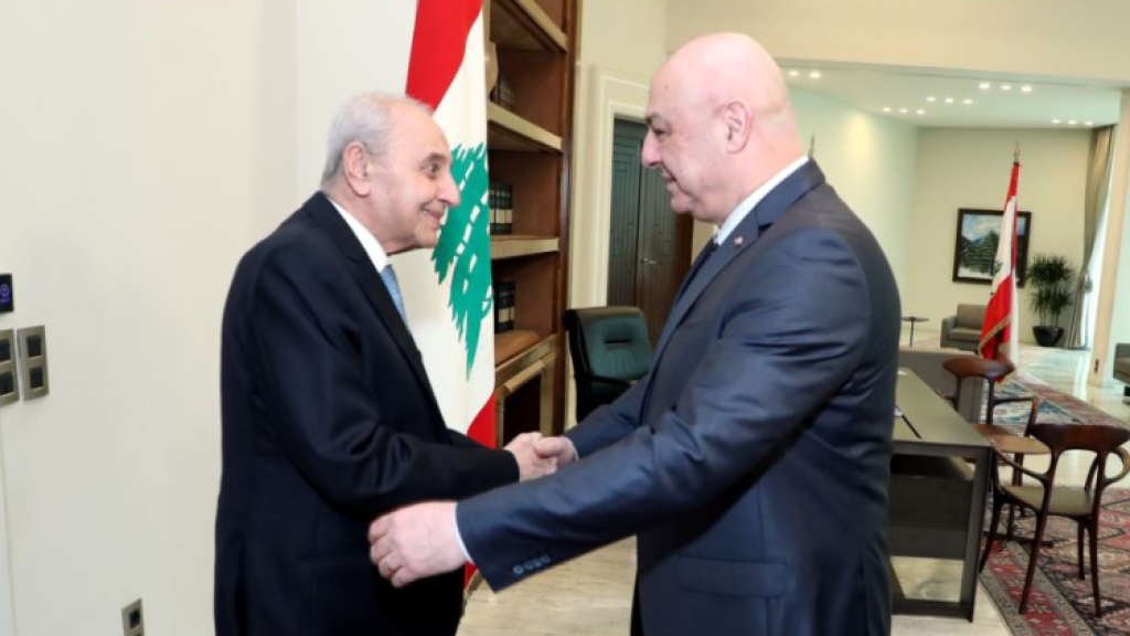 عون يُثبّت دوره المتوازن.. لا قطيعة مع أحد والحوار مفتوح