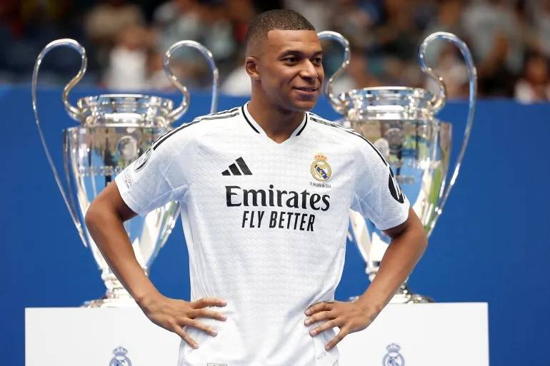 مبابي والموسم الثاني مع ريال مدريد... الرقم 10 يحلم بالألقاب الكبرى