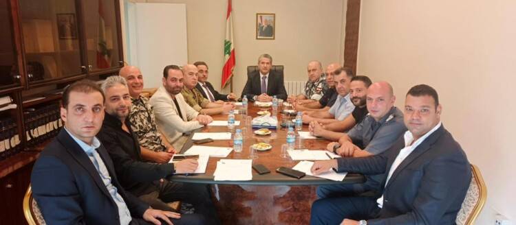 إجتماع مجلس الأمن الفرعي في محافظة البقاع
بحث شؤوناً أمنيّة وملف عودة النازحين السوريين