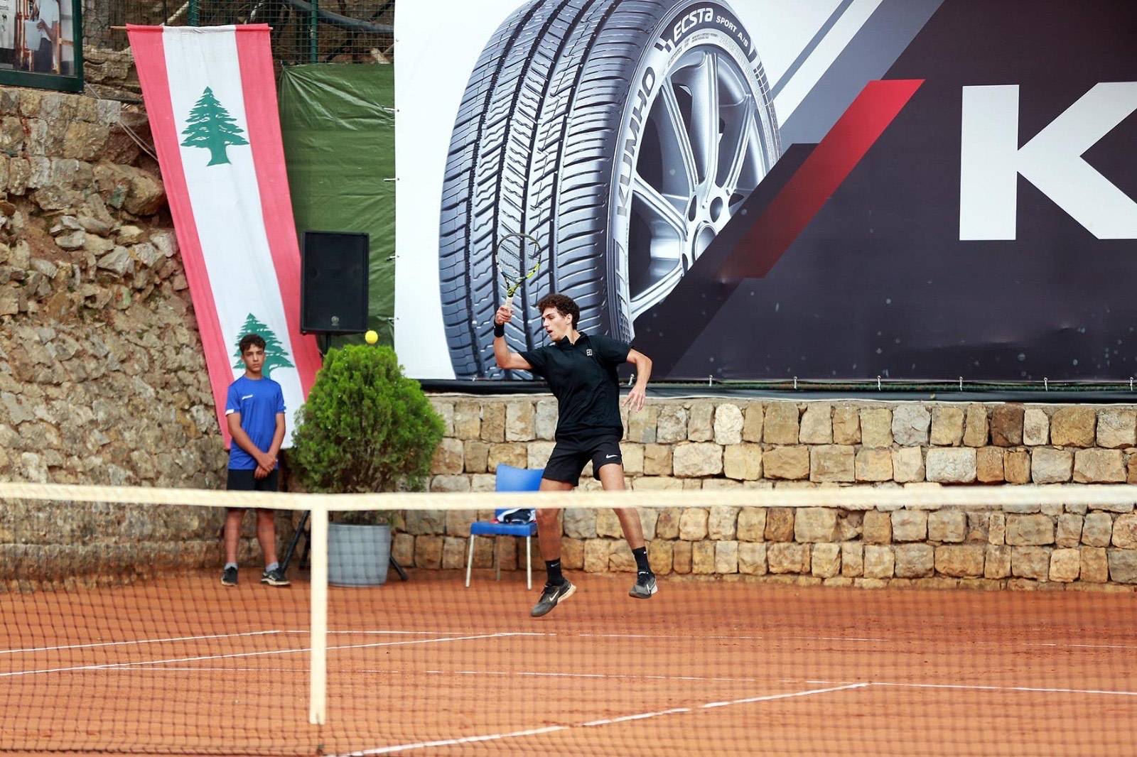 احفظوا هذا الاسم جيداً:
"نجم" التنس أنطوني مكرزل