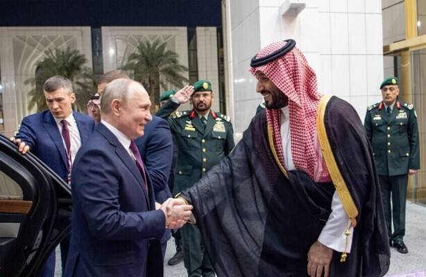 الكرملين: بوتين اطلع بن سلمان على نتائج محادثاته مع ترامب