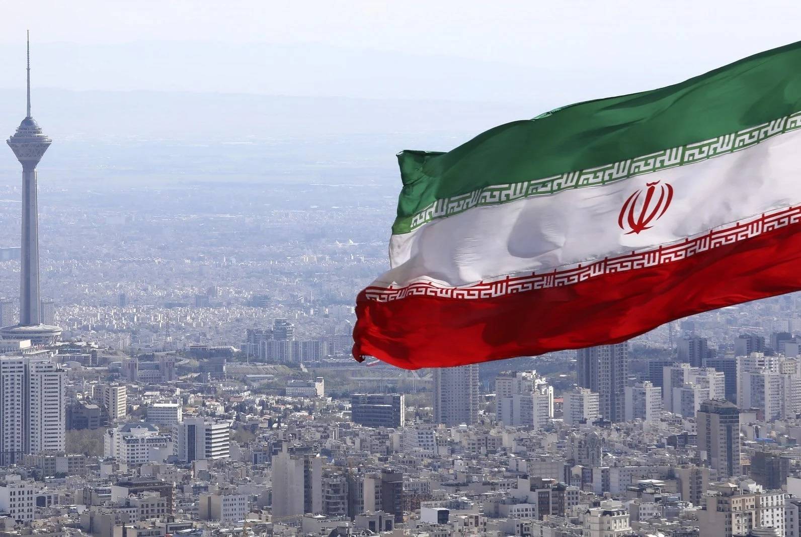 إيران تتوعّد: ردٌ قوي بانتظار أي مغامرة جديدة أو خطأ في حسابات الأعداء!