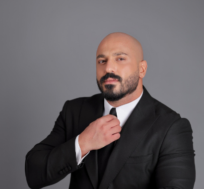 من"دقّوا الطّبول" إلى العالمية…إيان نجم الأعراس والحفلات بامتياز!