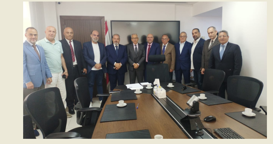 منتدى بيروت عرض مع وزير الاقتصاد
سبل تعزيز النهوض الاقتصادي للعاصمة