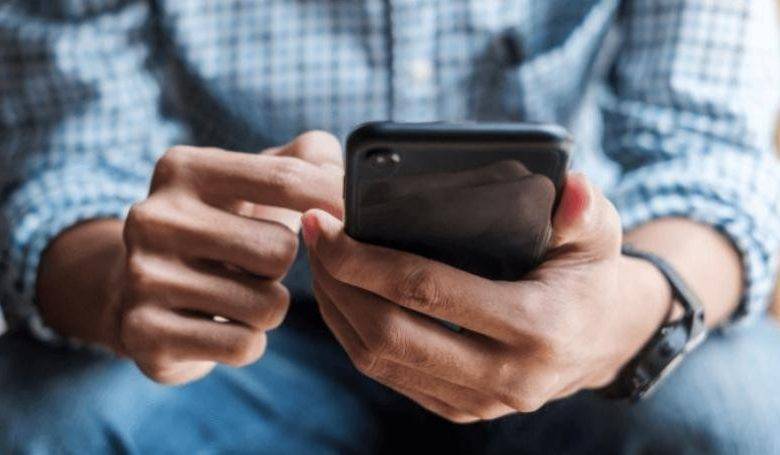 اطلاق الارقام المميزة في الخليوي عبر منصة الكترونية

وزير الاتصالات يخطو مسار إعادة بناء الثقة بين المواطن والدولة