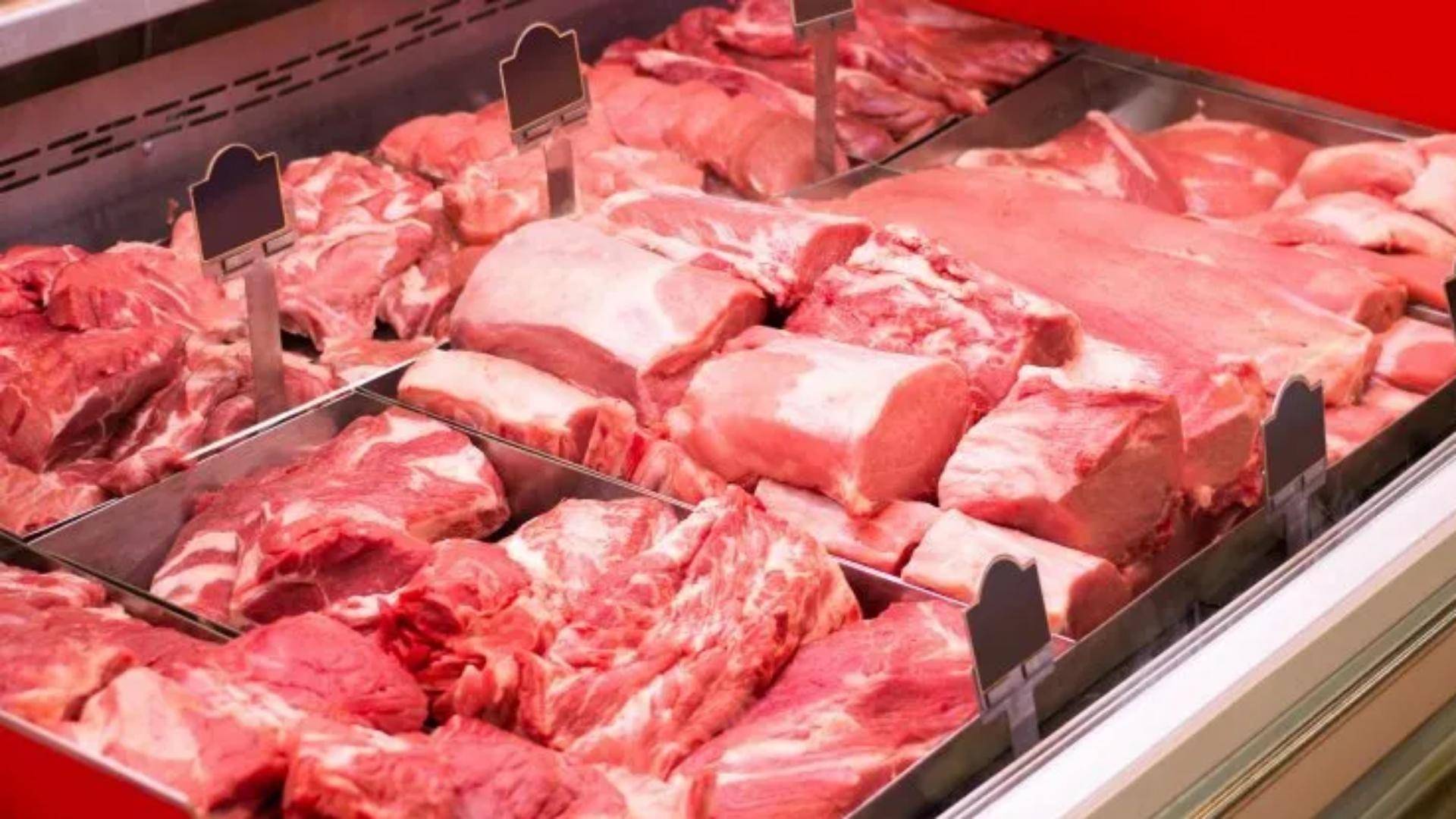 عيد يحذّر من توسّع الغش في البيع: تراجع استيراد

اللحوم الحية بين 70 و80%.. والأسعار على حالها