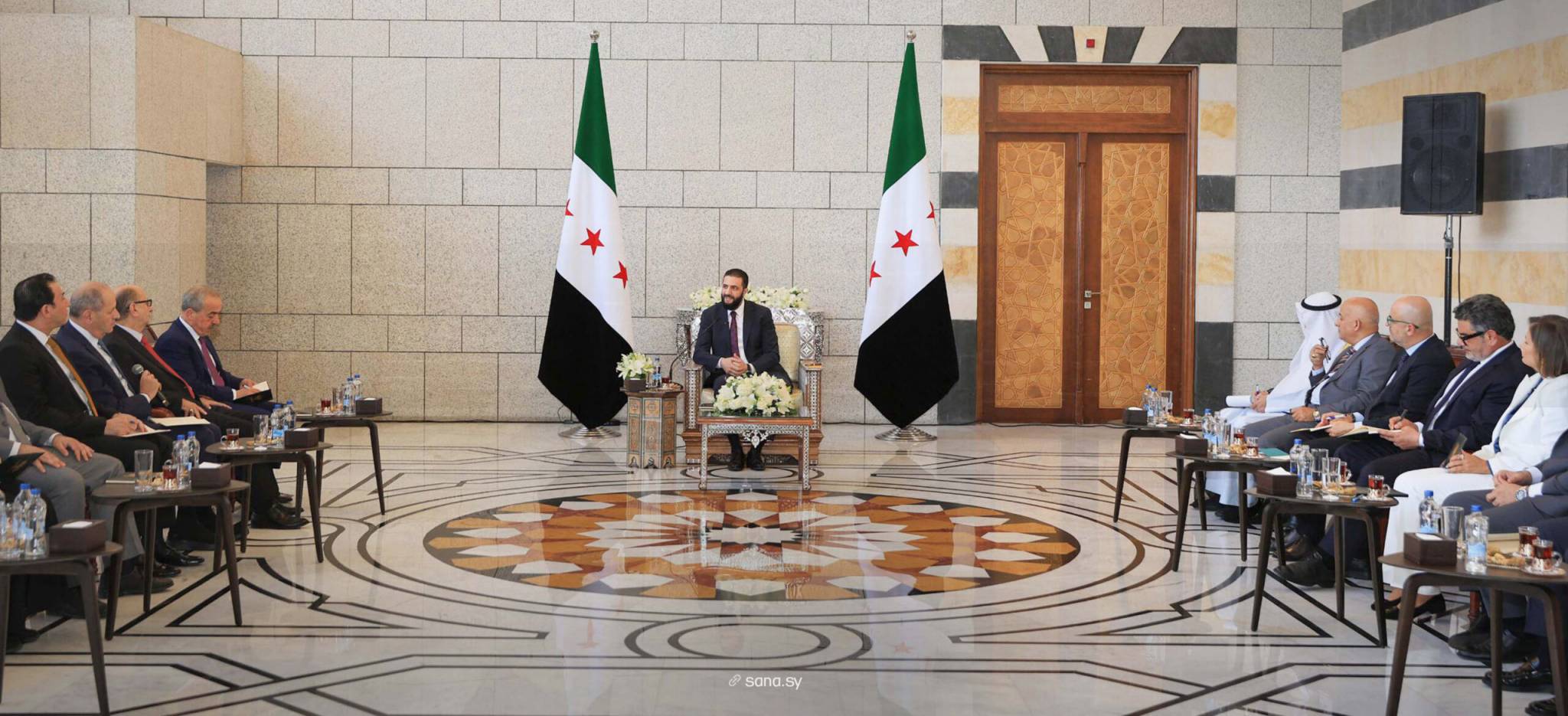 الشرع: لا معارك في لبنان... وخيار الاقتصاد أولاً
