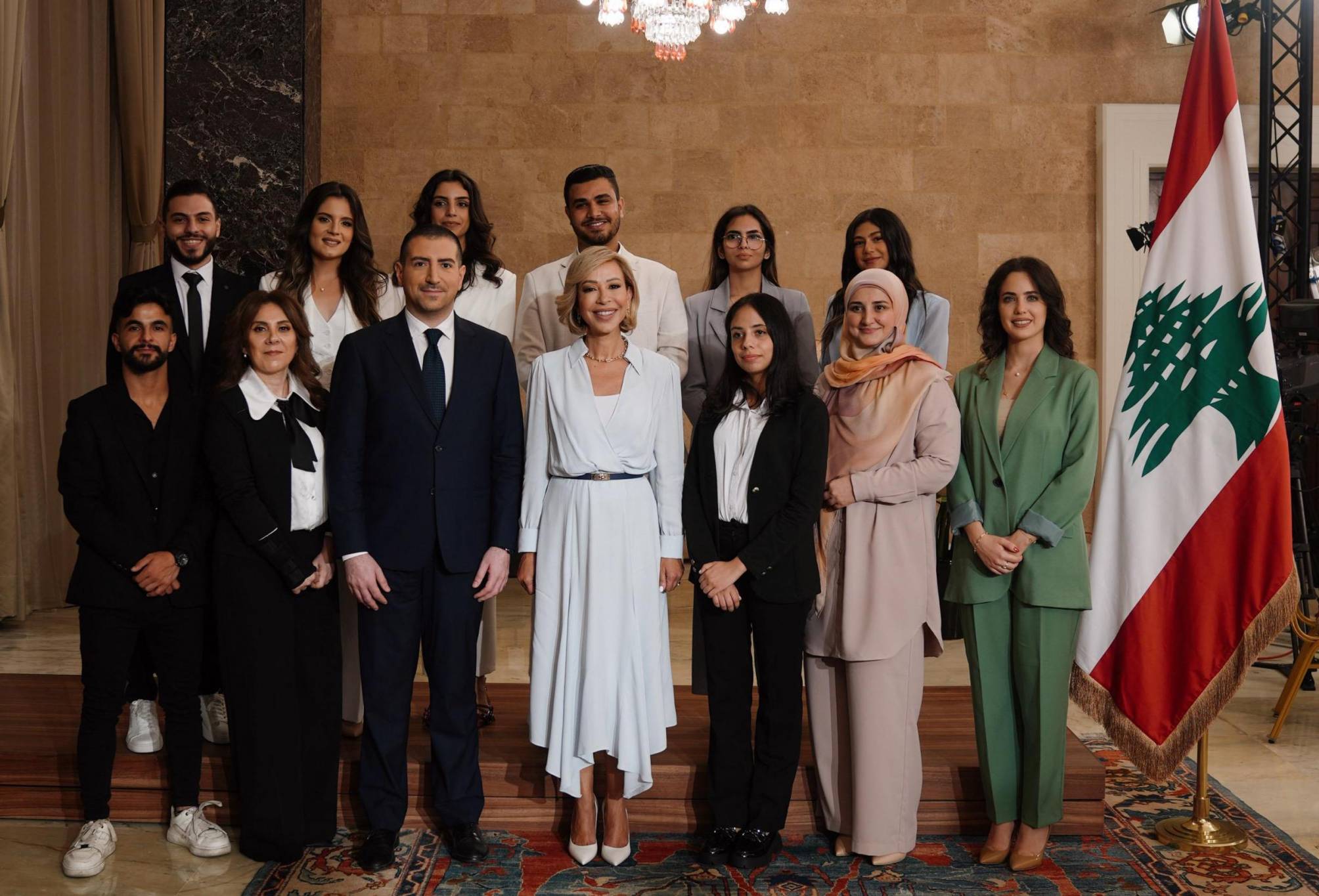 حاورت مجموعة من طلاب كليّة الاعلام في "اللبنانيّة"
نعمت عون: اللبنانيّة الأولى لا تملك أي سلطة
تشريعيّة أو تنفيذيّة لكن لديها صوتاً مؤثراً