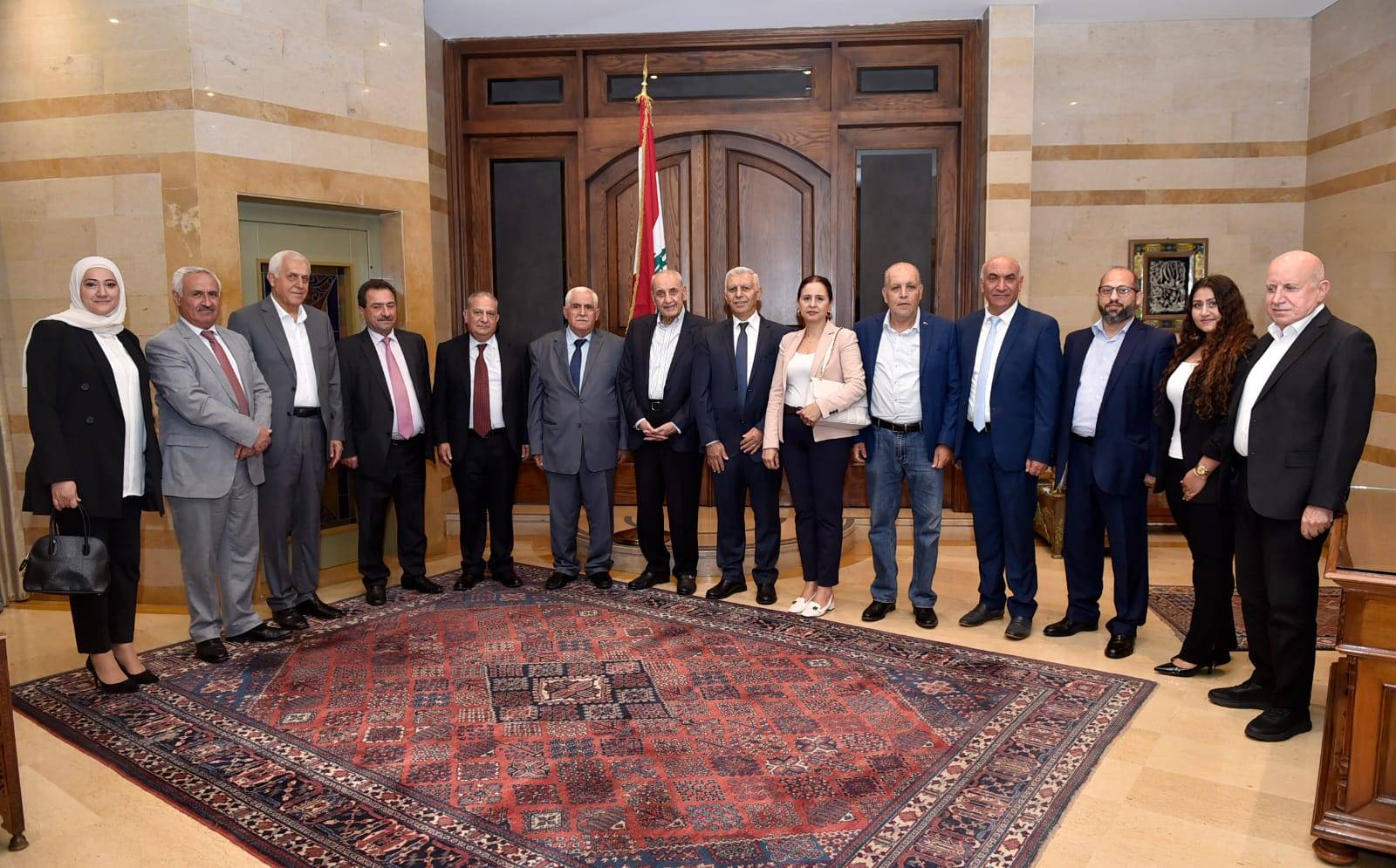 بري تسلّم من وفد من هيئة أبناء
العرقوب كتاباً عن مزارع شبعا