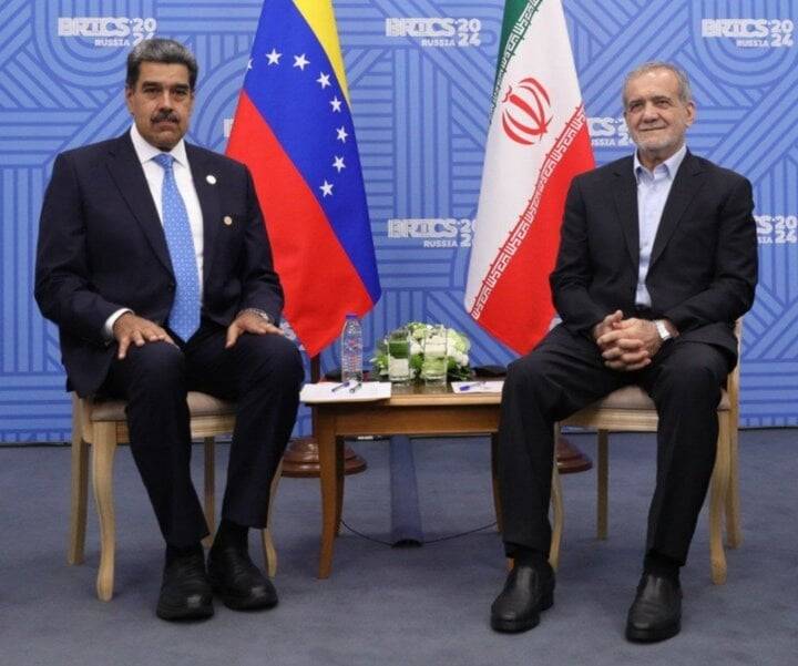 بزشكيان يؤكّد دعم إيران لفنزويلا