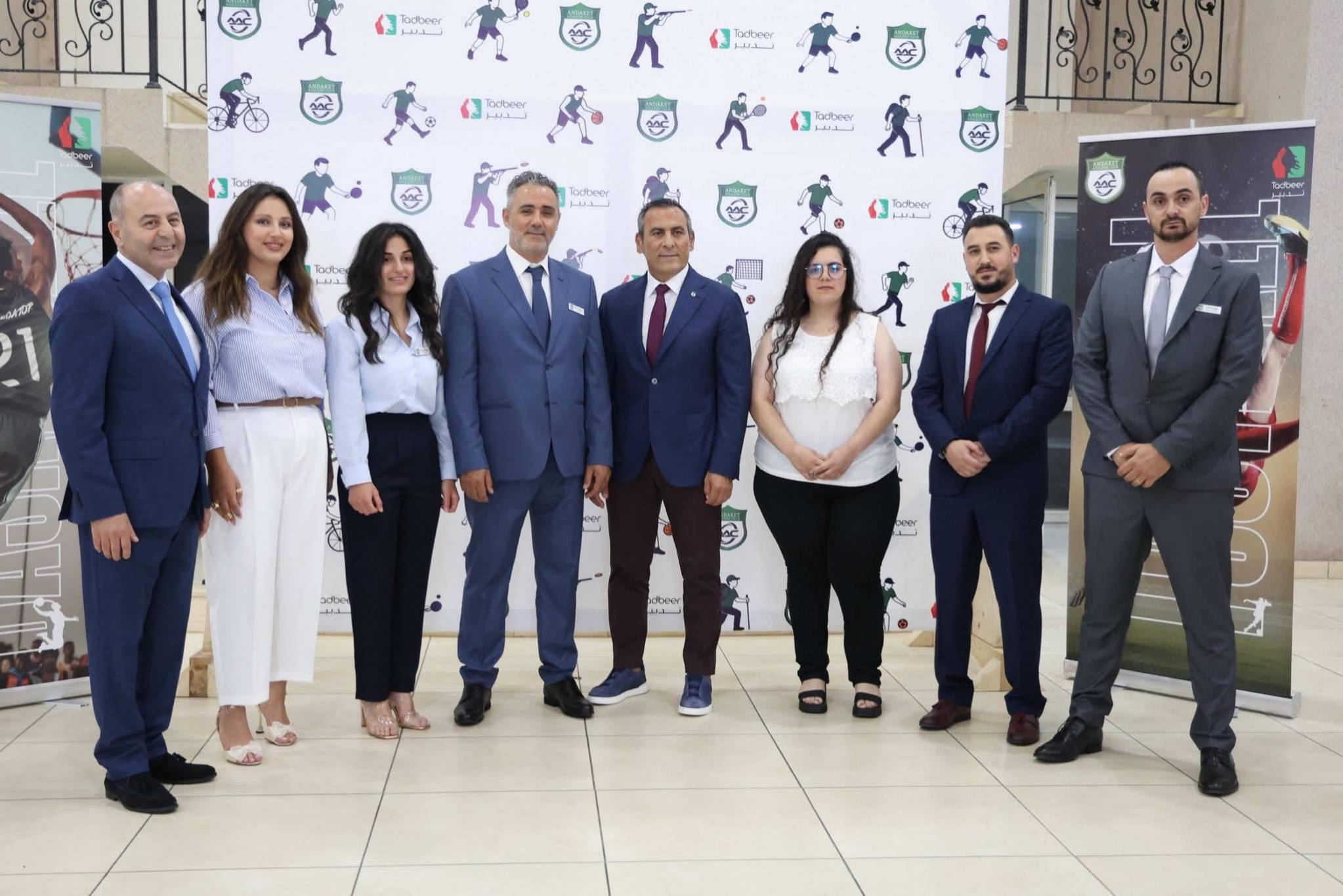 اللجنة الادارية لنادي عندقت الرياضي
نالت الافادة من وزارة الشباب والرياضة