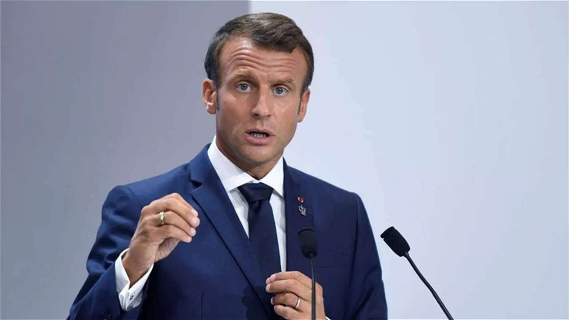 حجب الثقة عن حكومة فرنسا وماكرون سيسمي رئيساً جديداً للوزراء