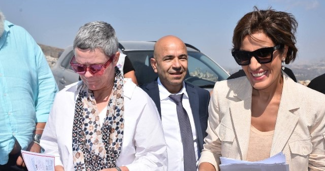 وزيرة البيئة زارت مع دو وال ووفداً إيطاليا
مكب النفايات ومعمل تعليب الزيتون في حاصبيا