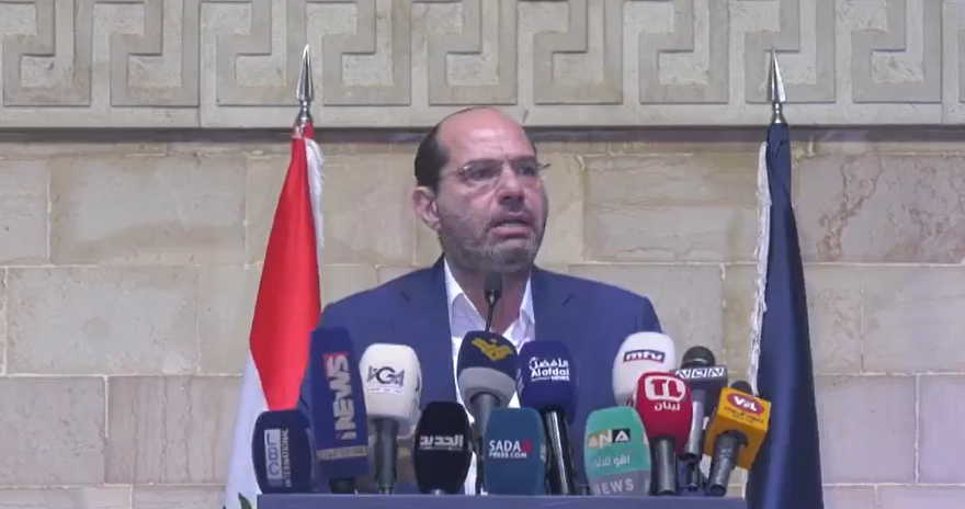 مراد خلال تكريم العشائر العربية:
لبنان جزء لا يتجزأ من أمته العربية