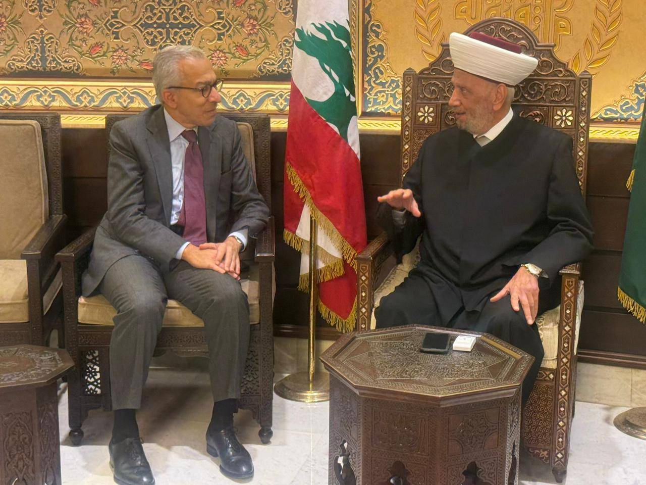 الاصلاحات الاقتصادية محور لقاء البساط ودريان