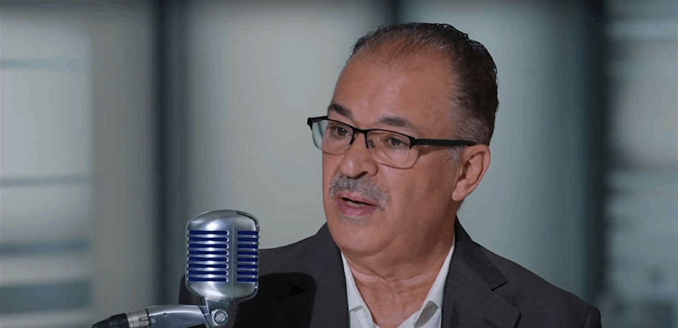 بعد سخرية سلوم حداد من الممثلين المصريين.. أول تعليق من نقيب الفنانين السوريين
