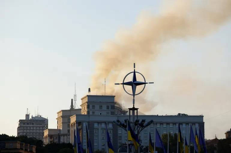 هجمات متبادلة بين روسيا وأوكرانيا... وإصابات بمنشآت حكومية ونووية ونفطية