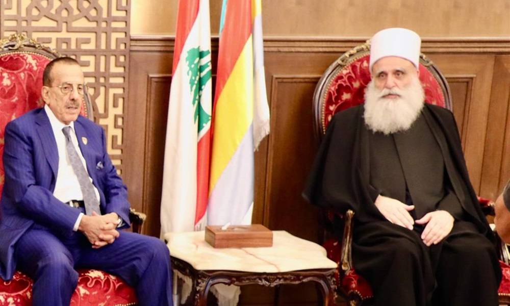 شيخ العقل يلتقي الحبتور: نعوّل على المخلصين للنهوض بوطننا