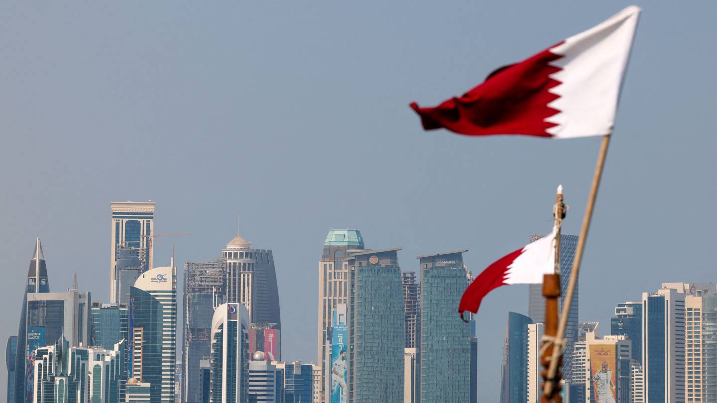 قطر: قمة الدوحة ستبحث مشروع قرار بشأن الهجوم 