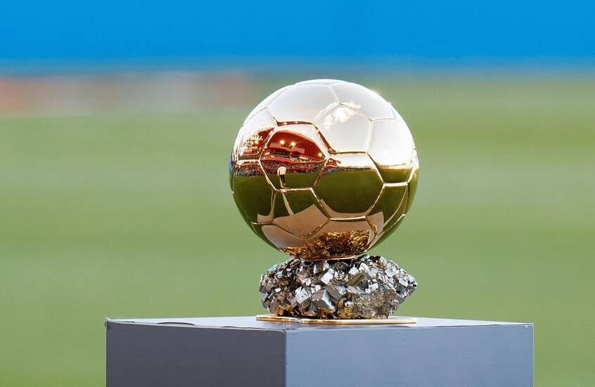 الذكاء الاصطناعي يتجنب المفاجآت في توقعاته للفائز بالكرة الذهبية