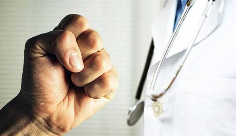 الاعتداء على طبيب وسكرتيرته في عدلون
رائف رضا: لإنزال أشد العقوبات  بالمعتدي
