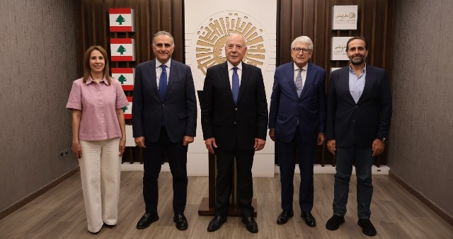 رئيس غرفة طرابلس بحث مع مدير "كفالات"

فرص تمويل ودعم المشاريع الإنتاجية
